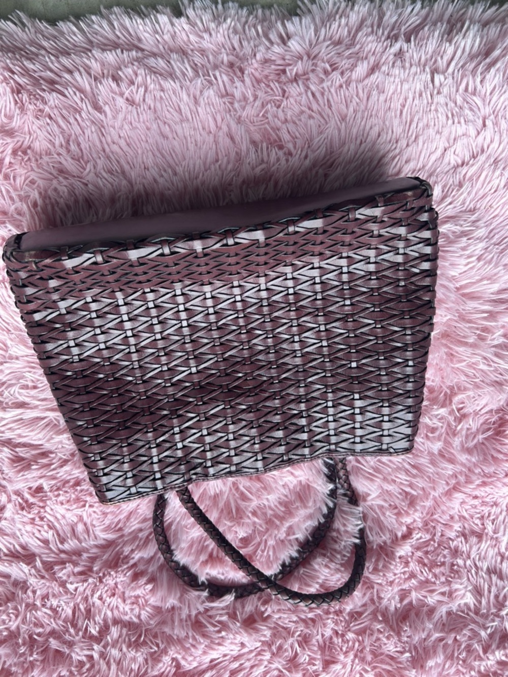 Woven Shoulder Tote Bag in Mauve Pink